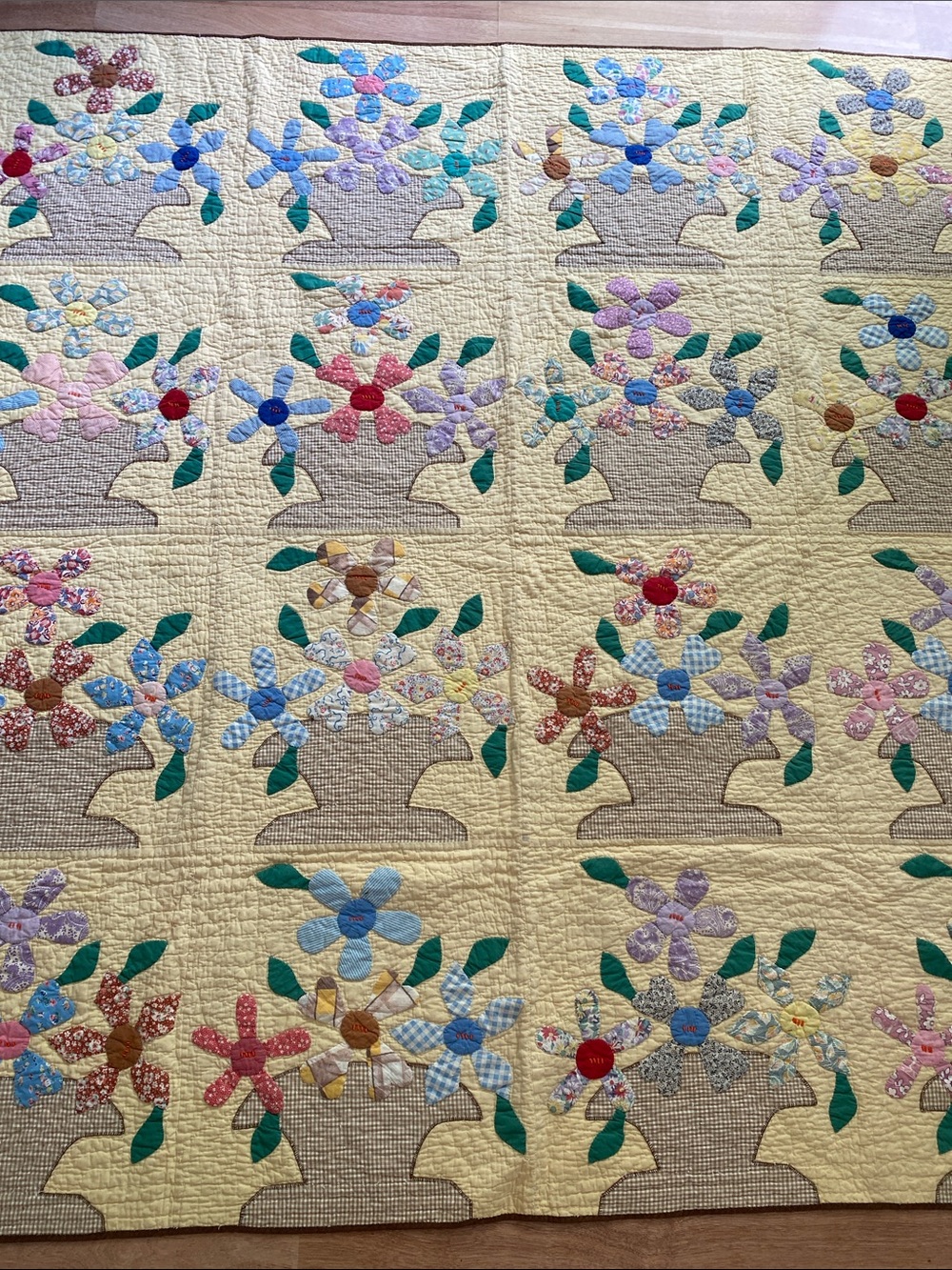 Vintage Floral handmade Appliqué Quilt - Yellow with Multicolor Flowers